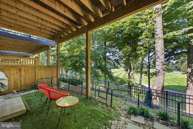 3544 SUTTON HEIGHTS CIR, Fairfax, VA 22031