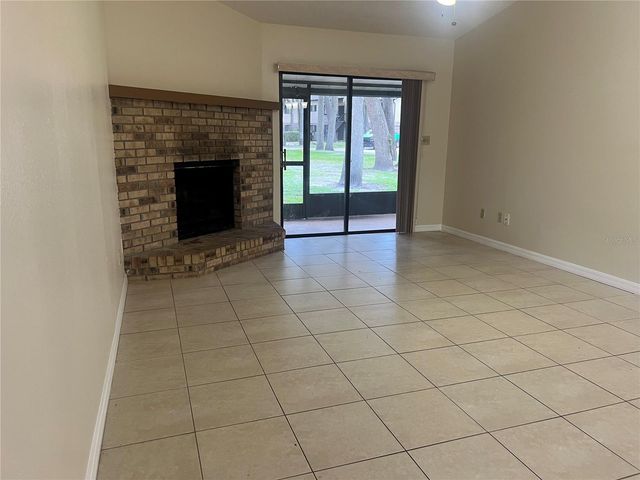 1805 FOXHALL CIRCLE, Kissimmee, FL 34741