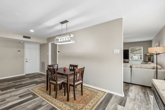 2919 Rayswood Drive, Carrollton, TX 75007