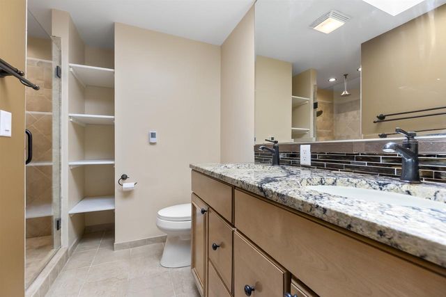 323 OLD PIONEER ROAD, Fond Du Lac, WI 54935