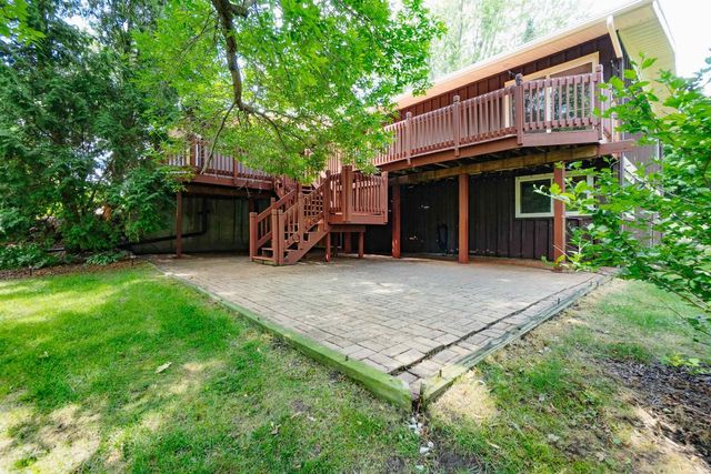323 OLD PIONEER ROAD, Fond Du Lac, WI 54935