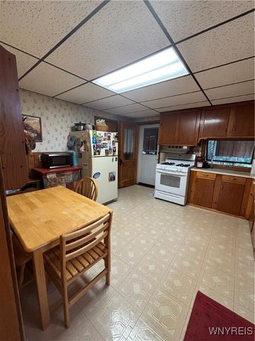 52 Linden Avenue, Salamanca, NY 14779