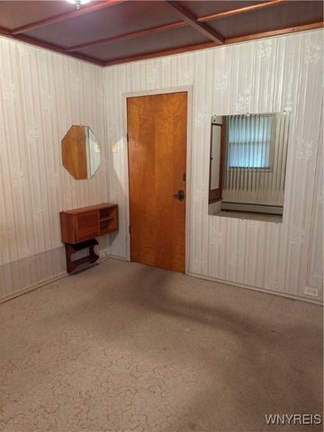 52 Linden Avenue, Salamanca, NY 14779