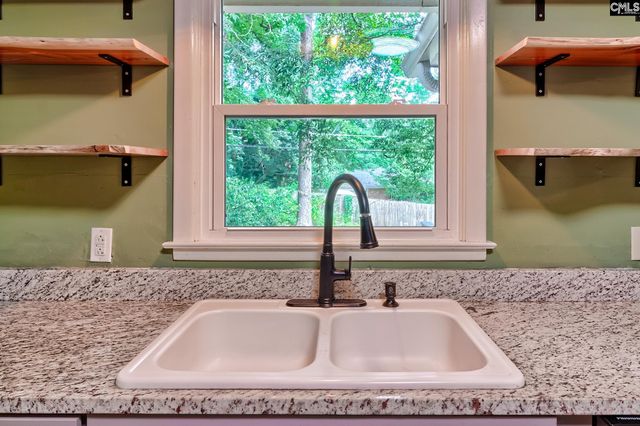 2032 Robin Road, Columbia, SC 29204