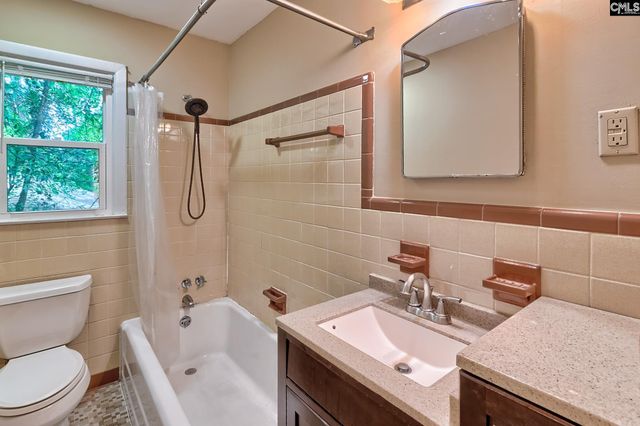 2032 Robin Road, Columbia, SC 29204