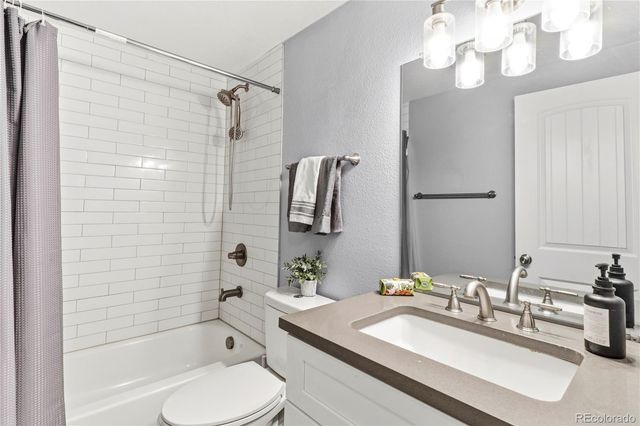4445 S Delaware Street, Englewood, CO 80110
