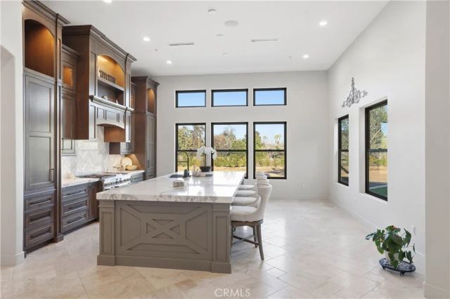 39760 Amber Court, Murrieta, CA 92562