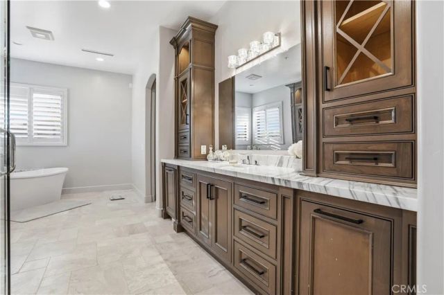 39760 Amber Court, Murrieta, CA 92562