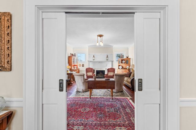 317 N Main St, Cornersville, TN 37047