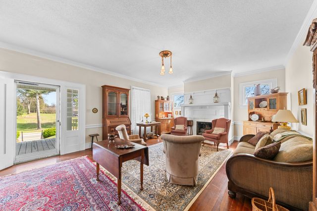 317 N Main St, Cornersville, TN 37047