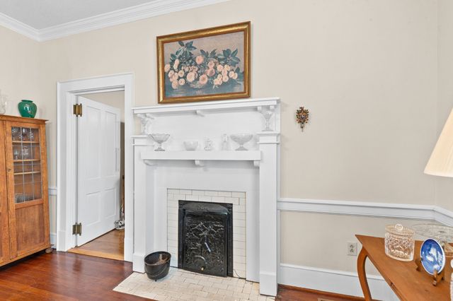 317 N Main St, Cornersville, TN 37047