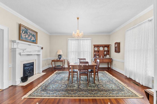 317 N Main St, Cornersville, TN 37047