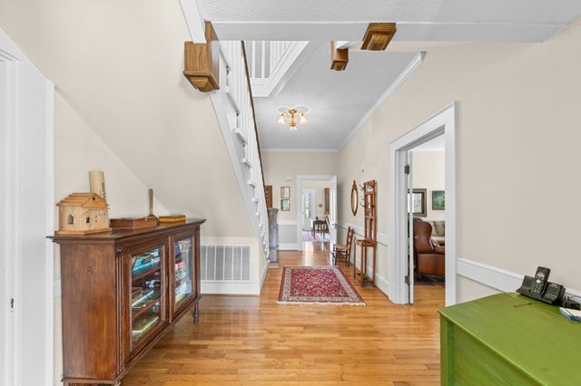 317 N Main St, Cornersville, TN 37047