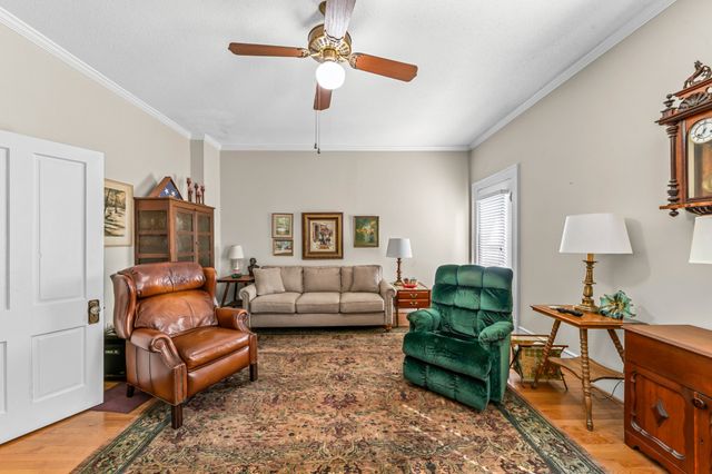 317 N Main St, Cornersville, TN 37047