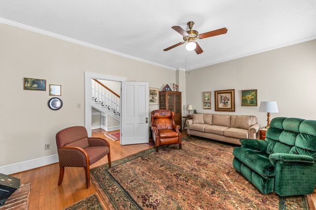 317 N Main St, Cornersville, TN 37047