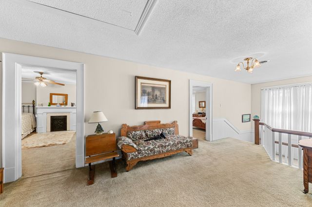 317 N Main St, Cornersville, TN 37047