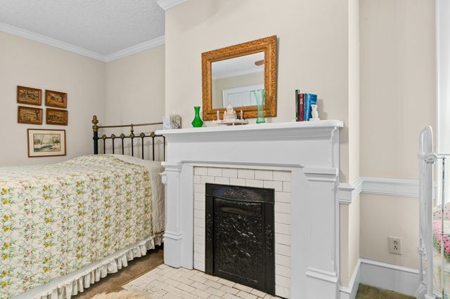 317 N Main St, Cornersville, TN 37047