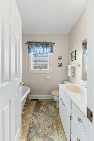 317 N Main St, Cornersville, TN 37047