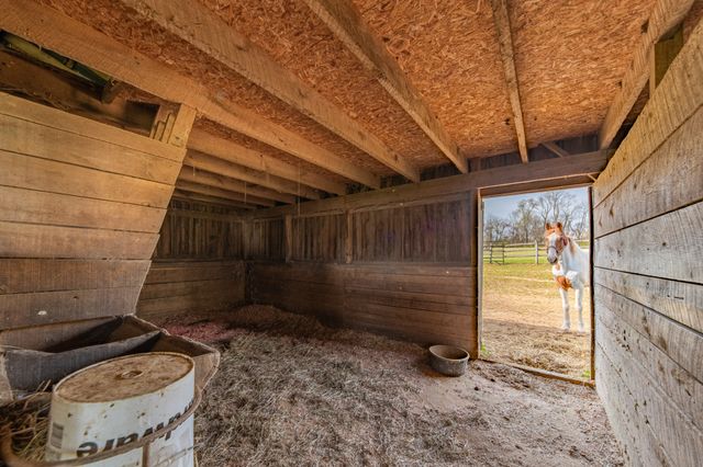 317 N Main St, Cornersville, TN 37047