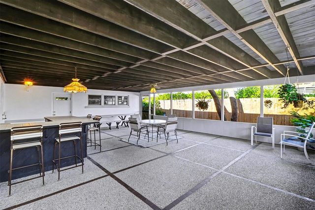 1515 SERPENTINE DRIVE S, St Petersburg, FL 33705