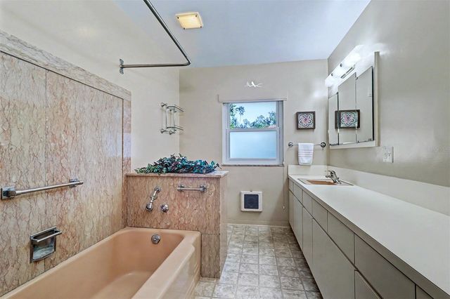 1515 SERPENTINE DRIVE S, St Petersburg, FL 33705