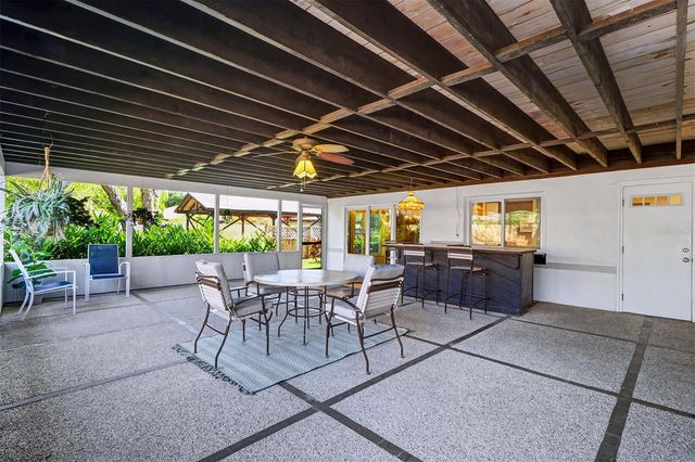 1515 SERPENTINE DRIVE S, St Petersburg, FL 33705