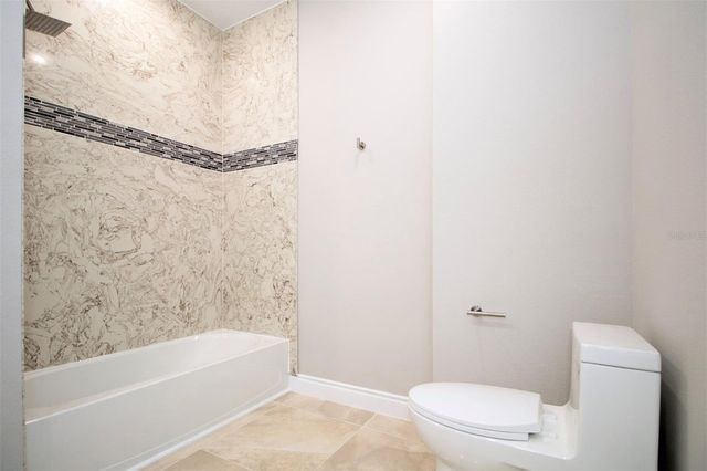 1815 BRENTWOOD COURT, Davenport, FL 33837