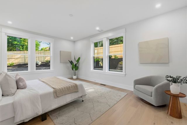 2 Atherton Rd, Winchester, MA 01890