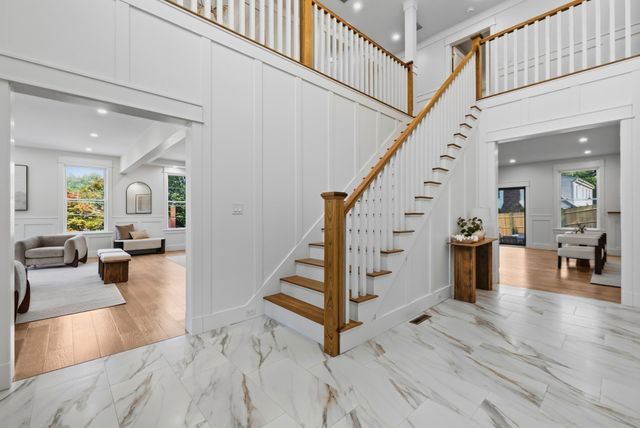 2 Atherton Rd, Winchester, MA 01890