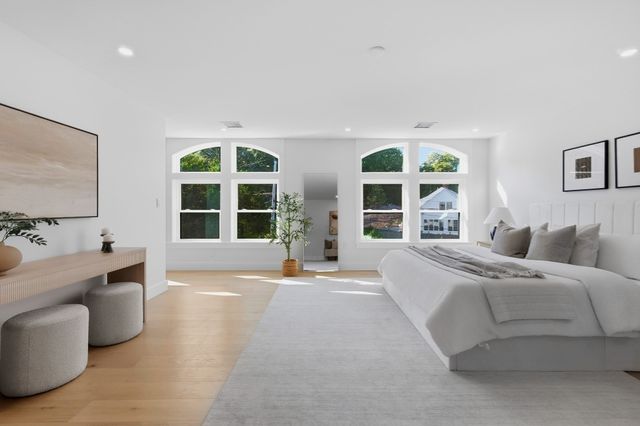 2 Atherton Rd, Winchester, MA 01890