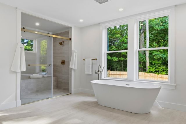 2 Atherton Rd, Winchester, MA 01890