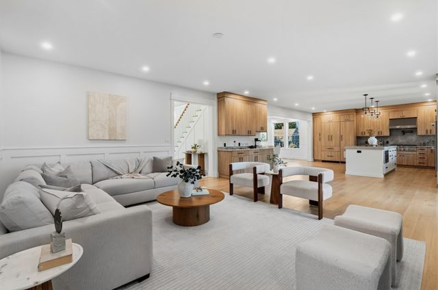 2 Atherton Rd, Winchester, MA 01890