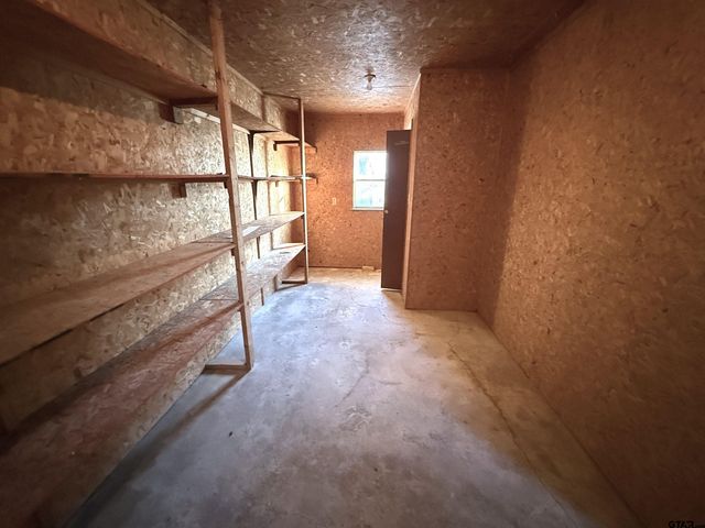 212 College St, Roxton, TX 75477