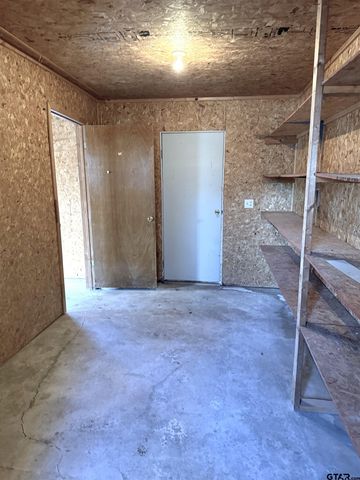 212 College St, Roxton, TX 75477