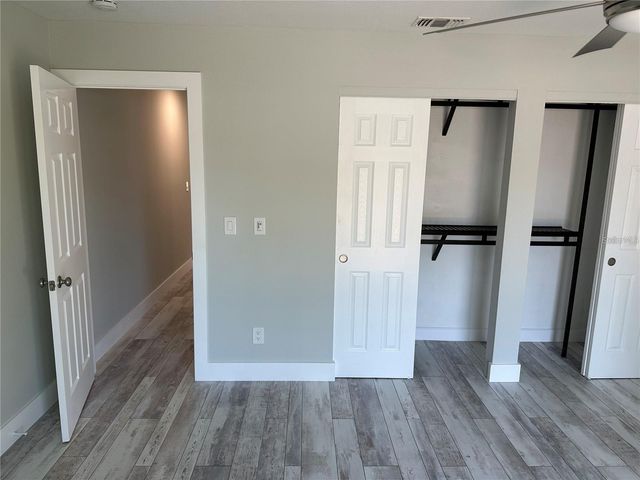 440 50TH AVENUE N, St Petersburg, FL 33703