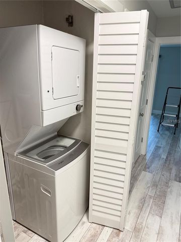 440 50TH AVENUE N, St Petersburg, FL 33703