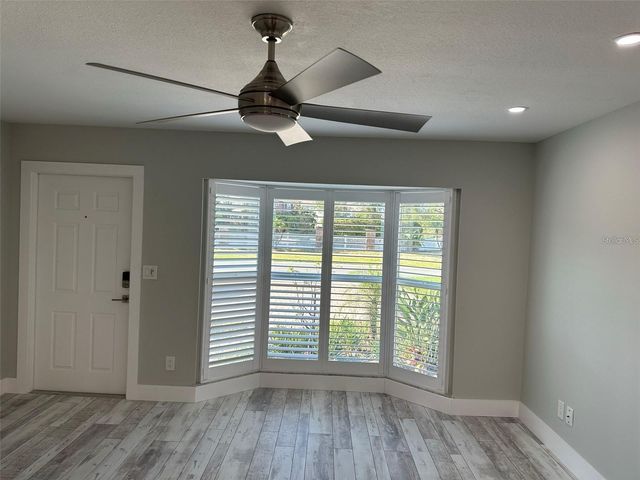 440 50TH AVENUE N, St Petersburg, FL 33703