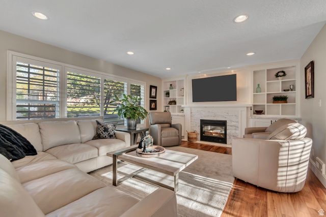 1240 WESTWOOD RD, Bountiful, UT 84010
