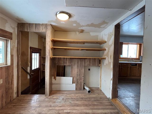 120 Gillespie, Wilsonville, IL 62093