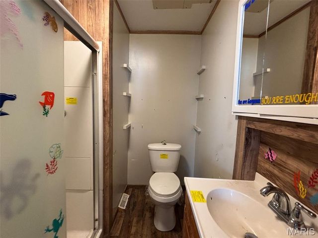 120 Gillespie, Wilsonville, IL 62093