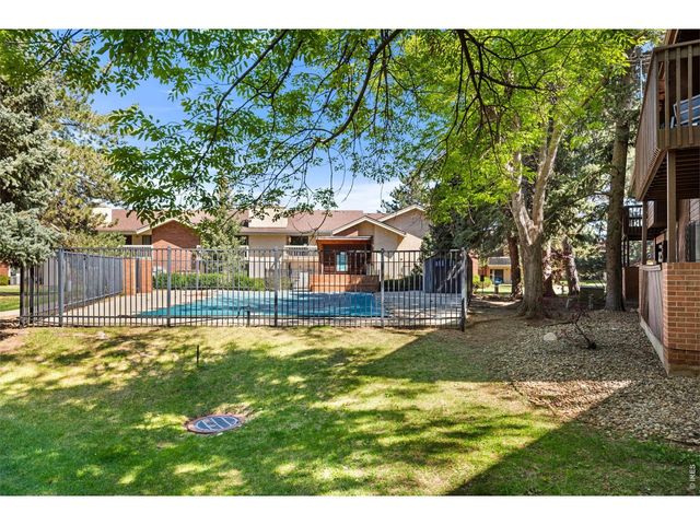 535 Manhattan Dr 201, Boulder, CO 80303
