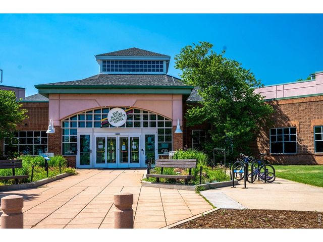 535 Manhattan Dr 201, Boulder, CO 80303