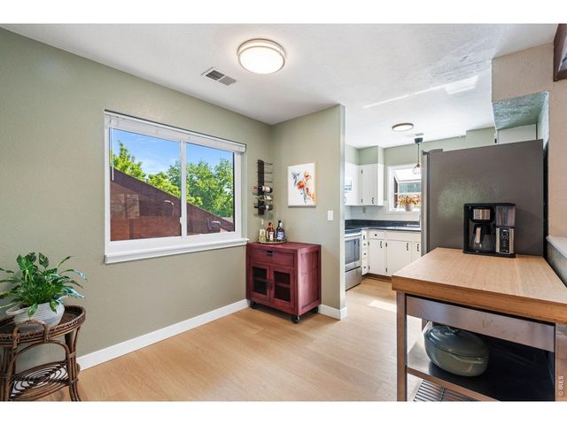 535 Manhattan Dr 201, Boulder, CO 80303