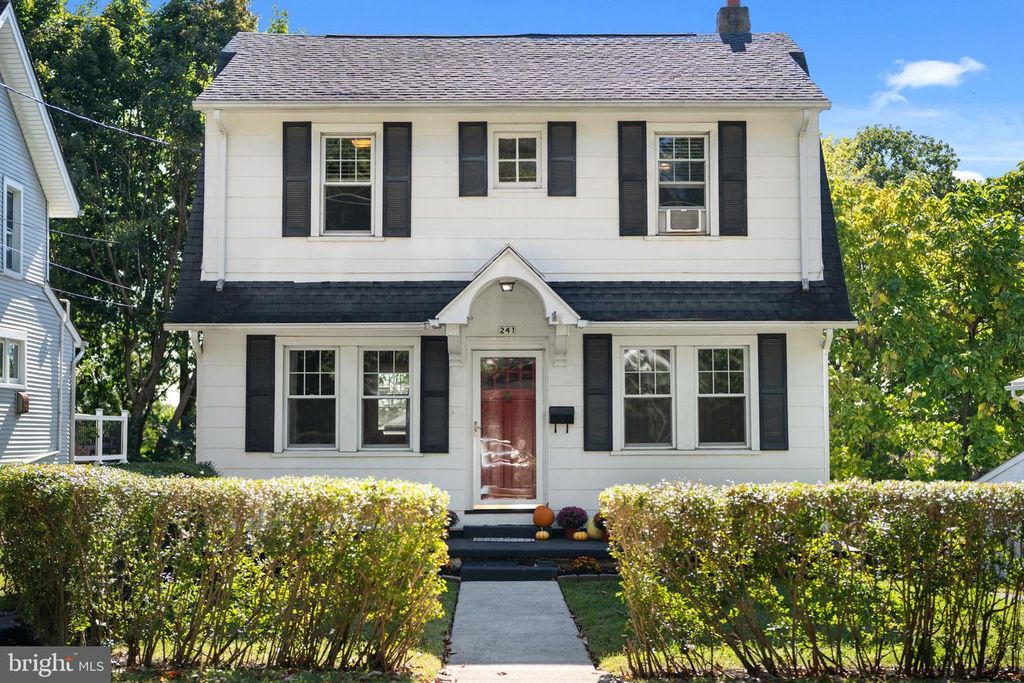 241 EDGE HILL RD, GLENSIDE, PA 19038 — exterior