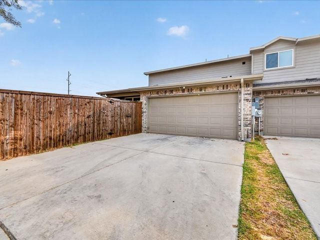 3434 Solana Circle, Denton, TX 76207