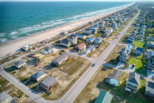 7203 10th Avenue, N Topsail Beach, NC 28460