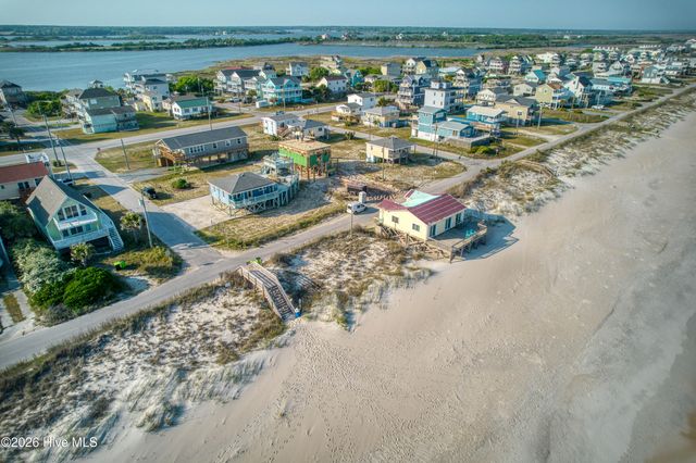 7203 10th Avenue, N Topsail Beach, NC 28460