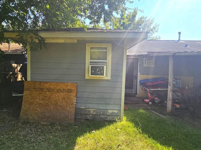 10114 Rosehaven Drive, Houston, TX 77051