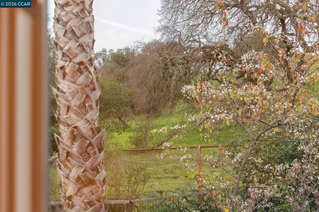 53 Paso Nogal Ct, Pleasant Hill, CA 94523