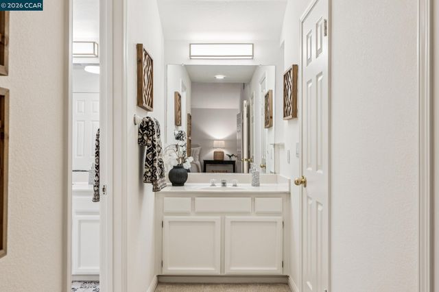 53 Paso Nogal Ct, Pleasant Hill, CA 94523